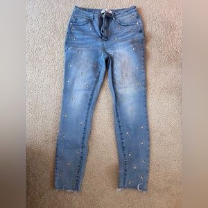 Judy blue embroidered star jeans  worn once size 11/30